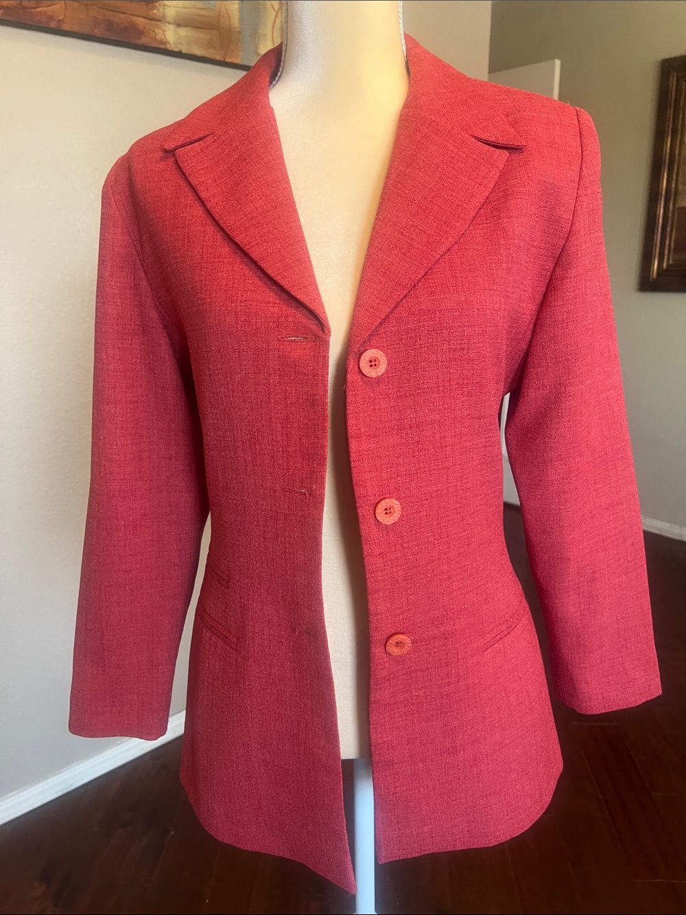 Tailored Women's Raspberry Button-Front Blazer - Picture 3 of 3